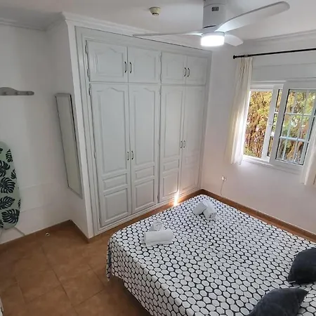 Burriana Apartament *